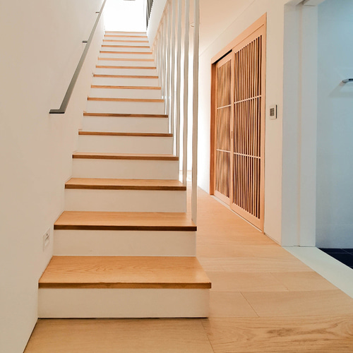 바롤로 하이브리드 계단재